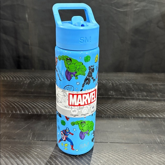 Simple Modern 22oz Avengers Water Bottle - Picture 3 of 3